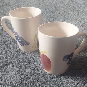 Set Of 2 Royal Norfolk Apple and Grapes Mugs